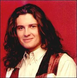 Comment s'appelle-t-il dans la vie ?