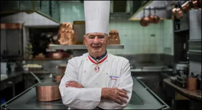 Pendant plus d'un demi-siècle, il a été considéré, avec son Auberge du Pont de Collonges, à Collonges-au-Mont-d'Or, près de Lyon, comme un des plus grands chefs cuisiniers du XXe siècle. Il se prénomme ...