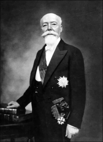 Cet homme politique, président de la République du 13 juin 1931 au 7 mai 1932, se prénomme ...