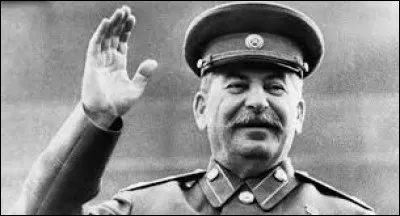 Quel célèbre dictateur dirigea l'URSS pendant la Seconde Guerre mondiale ?