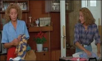 Qui joue le rôle des jumelles ?