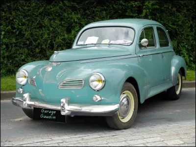 Comment faire du vieux avec du moins vieux ? Recette : vous prenez un avant de [ marque et modèle ] et vous le collez sur une [ marque et modèle ] ! (C'est plus facile à faire sur un écran...)