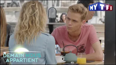 On peut dire que Bart a changé beaucoup de fois de mère, mais qui est sa véritable mère avec qui il partage les liens du sang ?