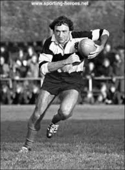 Ce joueur de rugby à XV, arrière au CA Brive puis au Stade toulousain, a disputé 34 rencontres avec l'équipe de France de 1967 à 1972 au poste d'arrière. C'est ... Villepreux.