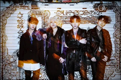 Complète la suite des paroles : You look so...