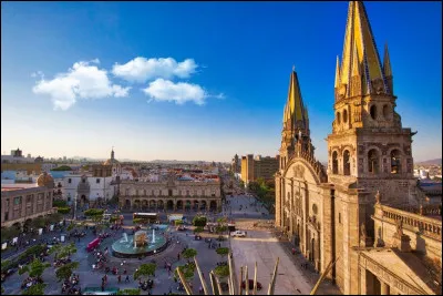 Dans quel pays se situe la ville de Guadalajara ?