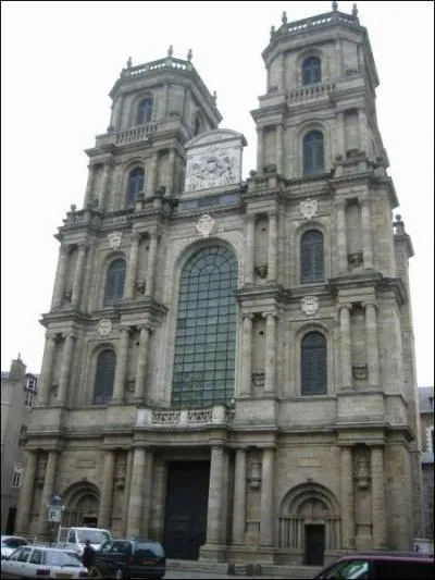 A quelle ville de France appartient cette image ?