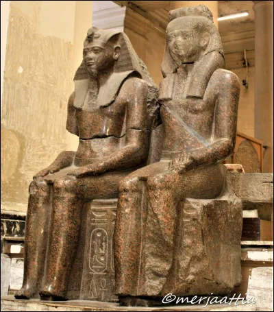 Qui était l'une des épouses du pharaon Ramsès II ?