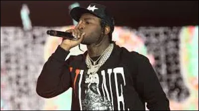 Comment s'appelle sa première mixtape ?