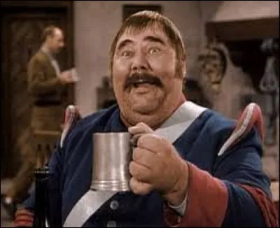 Qui est le partenaire/ adversaire comique de ''Zorro'' et qui est souvent son propre pire ennemi à cause de son fort penchant pour la nourriture et la boisson ?