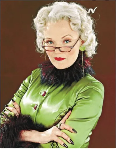 Quel est l'animagus de Rita Skeeter ?