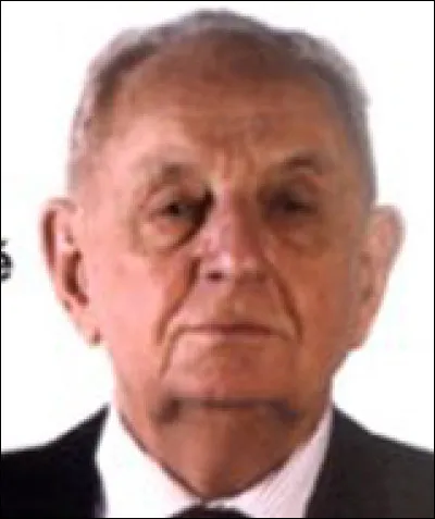 Qui est ce Marcel, militaire et homme politique, soldat de 2e classe en 1936 qui finit G&eacute;n&eacute;ral &agrave; quatre &eacute;toiles, mort en 2010 ?