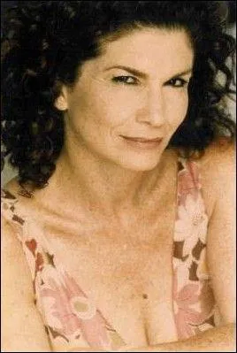 Jenette Goldstein est dans la saga :