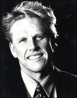 Gary Busey est dans la saga :