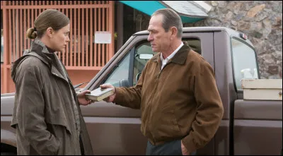 Un film sorti en 2007 qui dure environ 2 heures. 
Quel est ce film qui est un thriller dramatique de Paul Haggis avec Tommy Lee Jones, Charlize Theron, Susan Sarandon, James Franco, Josh Brolin, Mehcad Brooks ?