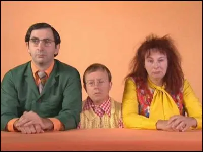 Quelle série française (séries de sketches courts) a été créée parJérôme Deschamps et Macha Makeïeff ?