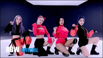 Quelle est la raison pour laquelle elles ont écrit "Hip" ?