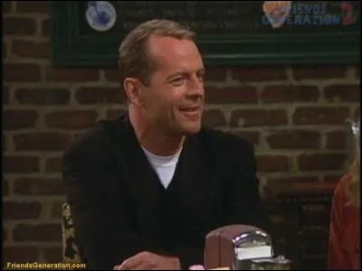 Qui est l'enfant du personnage ?