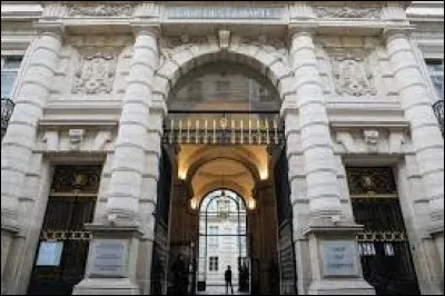 Contr&ocirc;le juridictionnel.