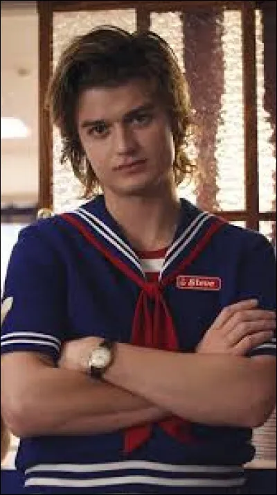 Qui est le petit-ami de Nancy dans la saison 1 ?