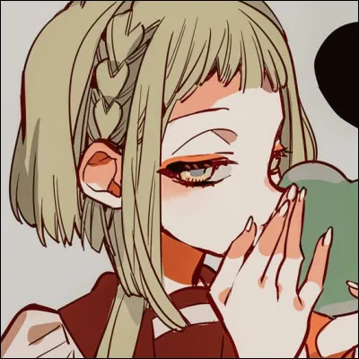 Avec qui Sakura a-t-elle un contrat ?