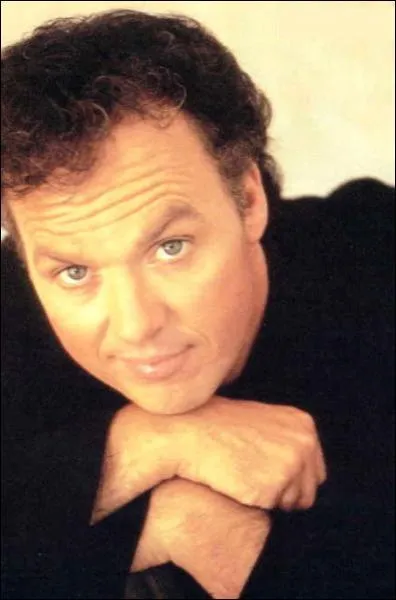 Michael Keaton apparat chez :