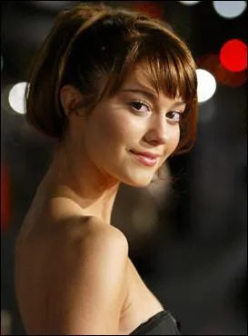 Mary-Elizabeth Winstead apparat chez :