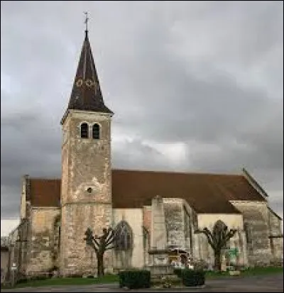 Voici l'&eacute;glise Saint-Jean-Baptiste de Saint-Jean-sur-Veyle. Commune de la Bresse savoyarde, elle se situe dans le d&eacute;partement ...
