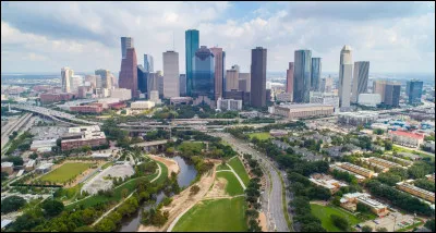 H comme cette grande ville de Etats-Unis, au Texas :