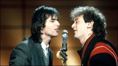 Dans quel(s) album(s) y a-t-il "Je te donne" ?