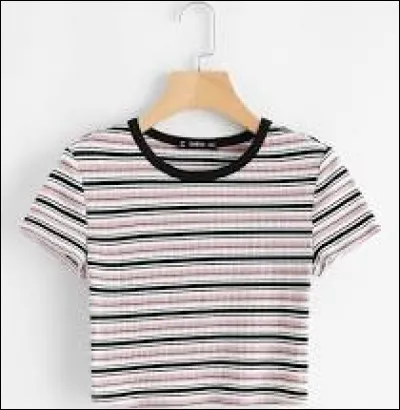 Ton ami(e) te demande de lui prêter ton T-shirt favori.