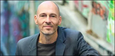 Ce géographe, connu pour ses travaux et ses écrits sur la société française et les fractures territoriales, auteur de "La France périphérique", se prénomme ...