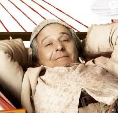 Le professeur Cutiro est surnommé comment par ses élèves ?