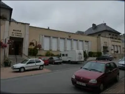 Ancienne commune Creusoise, dans la vallée de la Gartempe, Saint-Pierre-de-Fursac se situe dans l'ancienne région ...
