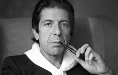 Complétez le titre d'une de ses uvres littéraires écrite en 1964 : "Flowers for..."