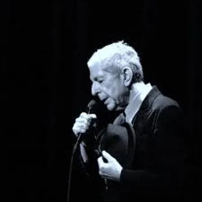 En quelle année Leonard Cohen revient-il sur scène ?