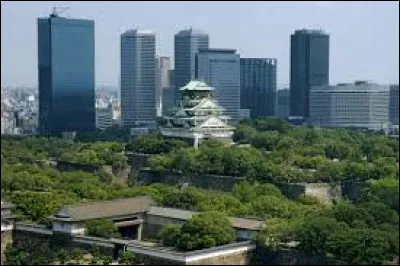 O comme cette m&eacute;tropole japonaise, coeur de la seconde agglom&eacute;ration du pays peupl&eacute;e de 17 millions d'habitants :