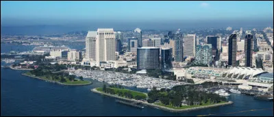 S comme cette ville des Etats-Unis, situ&eacute;e sur la c&ocirc;te pacifique de Californie pr&egrave;s de la fronti&egrave;re avec le Mexique :