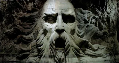 Quel est le nom de famille de ce personnage ?