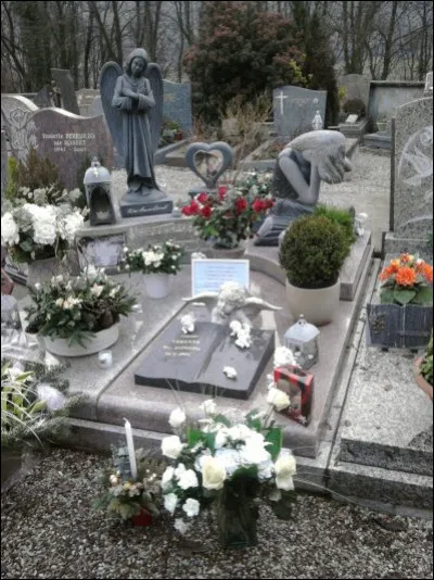 Où est-il enterré ?