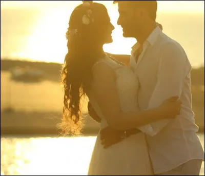 Quel Hamilton nous entrainait dans un slow langoureux avec ''Comme j'ai toujours envie d'aimer'' ?