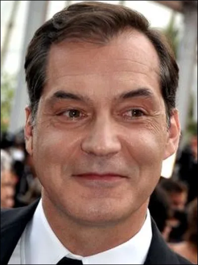 Qui est cet acteur de théâtre, de cinéma et de télévision franco-suisse ?