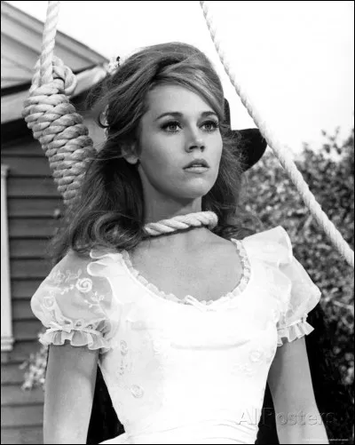 Après plusieurs rôles secondaires, Jane Fonda voit sa carrière lancée avec ce film de 1965, dans lequel elle incarne une institutrice devenant hors-la-loi :