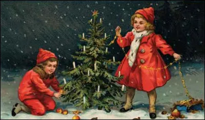 Les boules de Noël n'ont pas toujours existé. Quel fruits ornaient les sapins de Noël au XVIe siècle ?