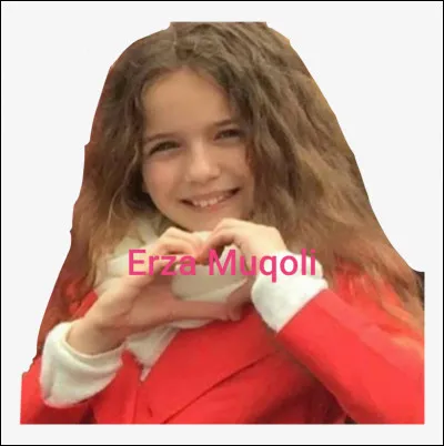 Quel âge avait Erza en mai 2016 ?