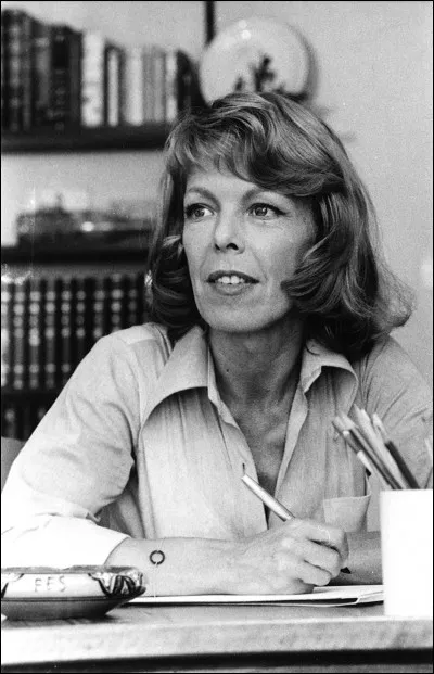 Cette écrivaine, notamment connue pour avoir écrit le feuilleton télévisé à succès des années 1960 "Belle et Sébastien", auteure d'une cinquantaine de livres pour enfants, c'est ... Aubry.