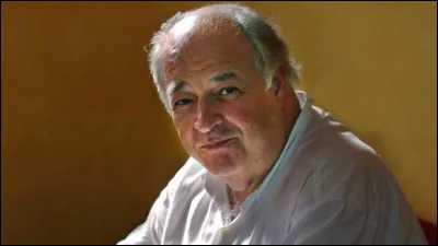 Ce journaliste, homme de radio et de télévision a participé à la création du Pop-Club avec José Artur et a été animateur d'émissions comme d'émissions telles que "Pas de panique", Marche ou rêve" : c'est ... Villers.