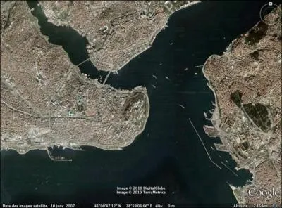 Cette ville a eu trois noms diffrents au cours de son histoire...