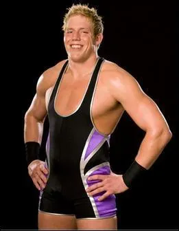 Quel est le surnom de ce catcheur ?