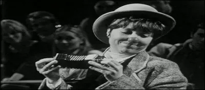 Quel était le prénom du père d'Annie Fratellini ?